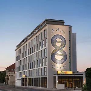 Super 8 By Wyndham Otel